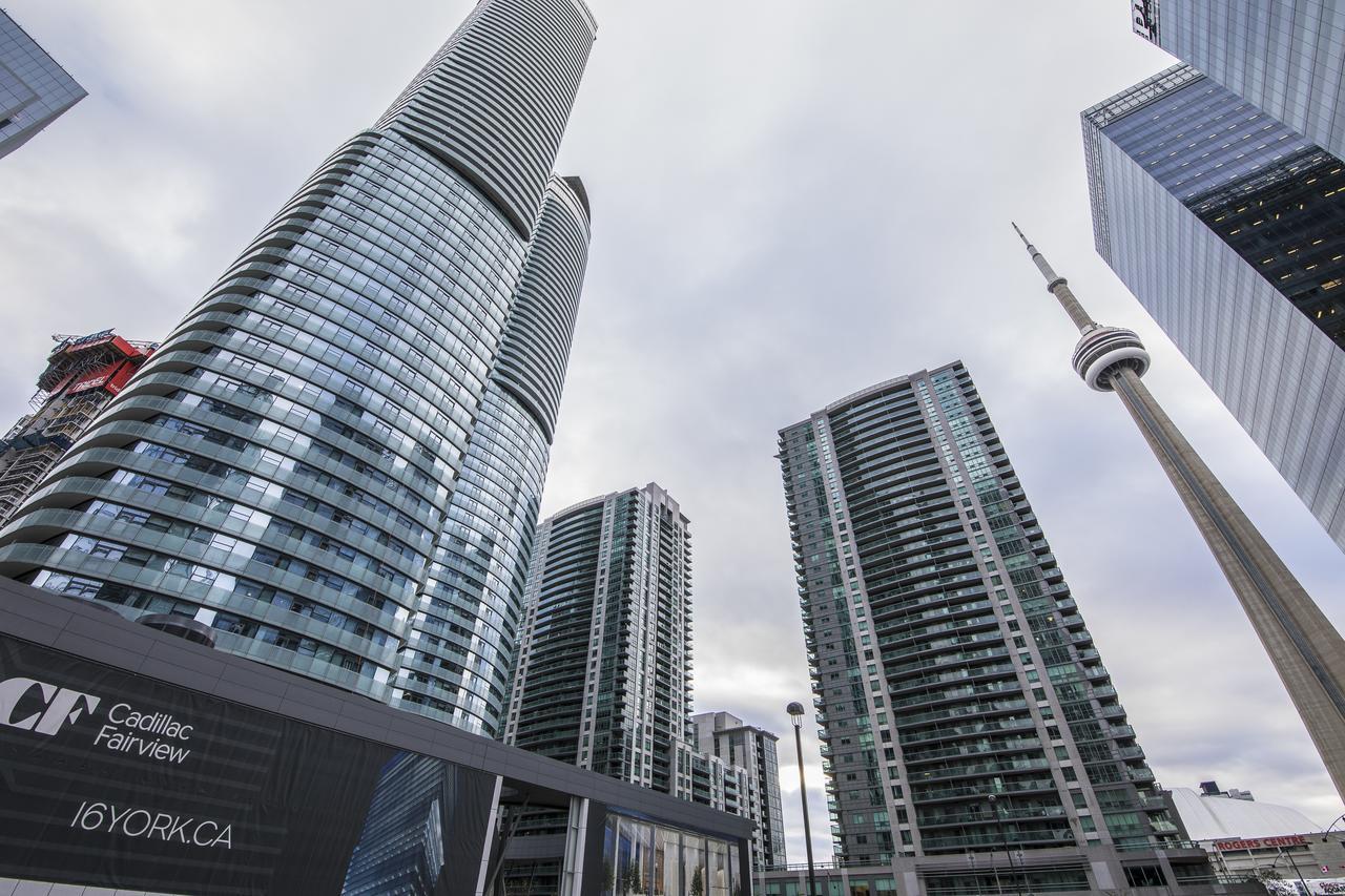 Royal Stays Condominiums - Upscale Downtown Suites Toronto Extérieur photo